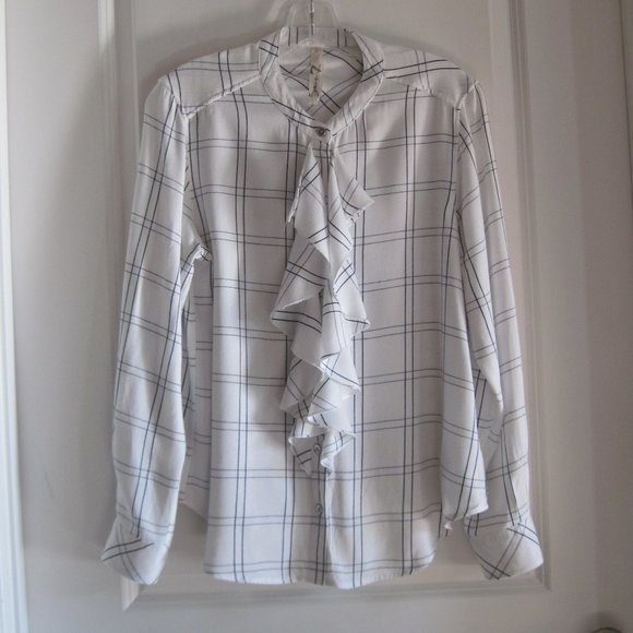 Seven7 Front Ruffle Blouse - Picture 2 of 6